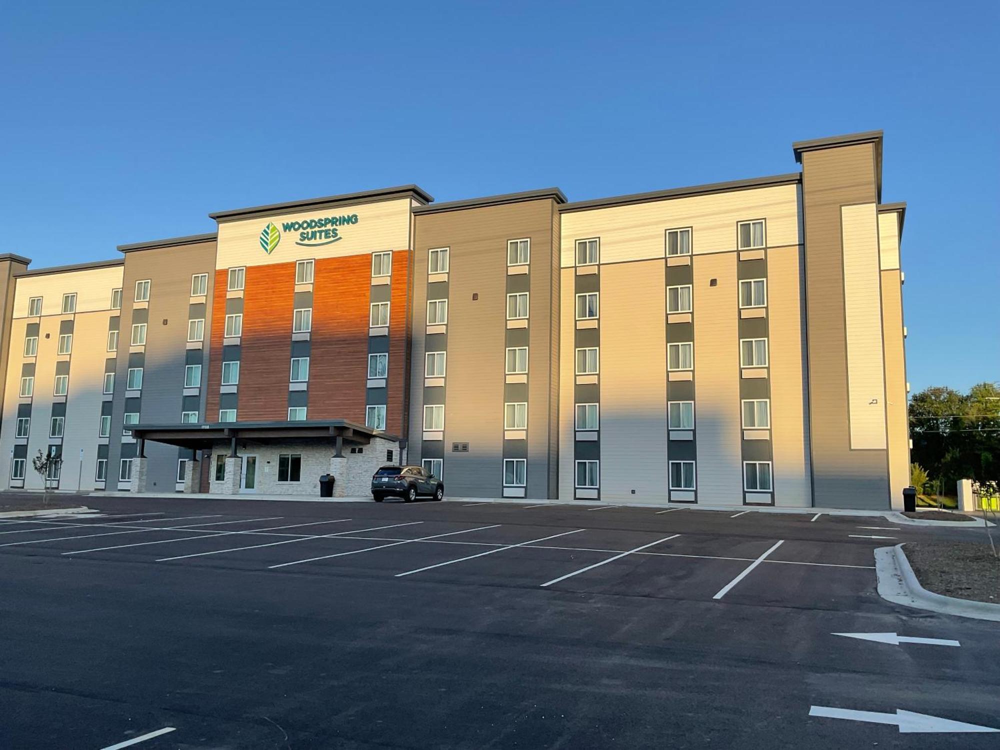 Woodspring Suites Winston-Salem Near Hanes Mall Eksteriør bilde